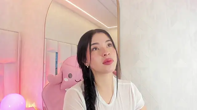imnikaa_ stripchat live cam model