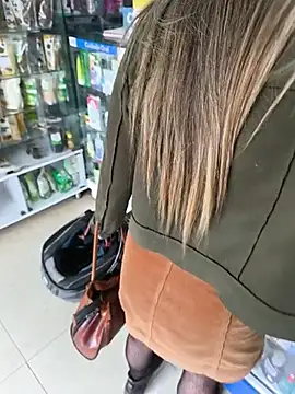 erikthor stripchat live cam model