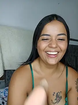 Yireth_Sexi stripchat live cam model