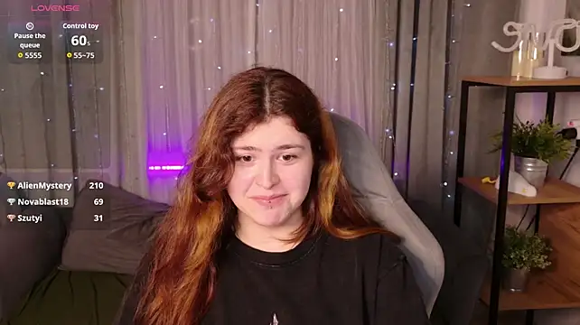MySteisha stripchat live cam model