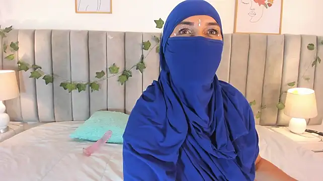 alyshhaa stripchat live cam model