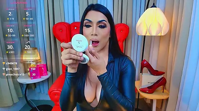 Laureen_Hilton stripchat live cam model
