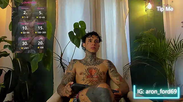 aron_ford77 stripchat live cam model