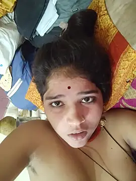 Mahek_-Love143 stripchat live cam model