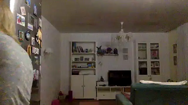 Zeyona stripchat live cam model