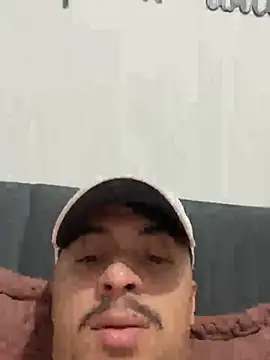 meteus40 stripchat live cam model