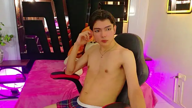 alandelrey1 stripchat live cam model