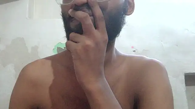 desi_boy010 stripchat live cam model