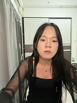 qzbaobao stripchat live cam model