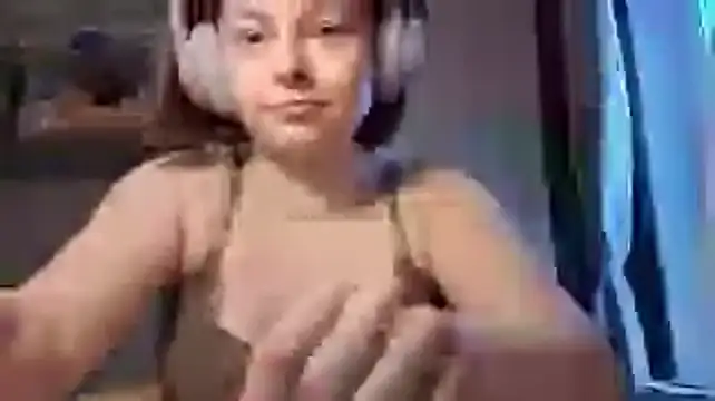WoodPracice stripchat live cam model