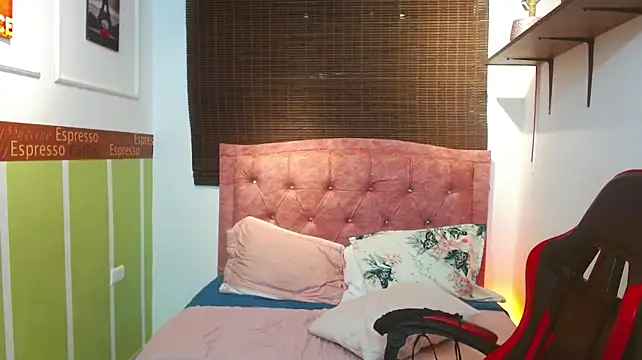 Sofiia_davis23 stripchat live cam model