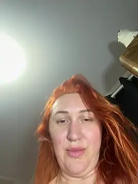 HopeCumX stripchat live cam model
