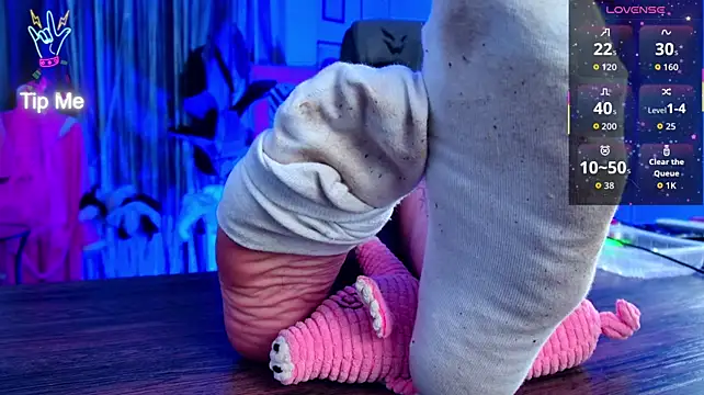 MaryHarrys stripchat live cam model