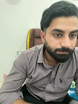 Royalboy_03 stripchat live cam model