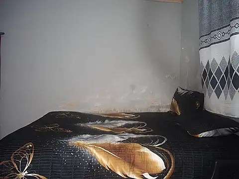 Lilly2590 stripchat live cam model