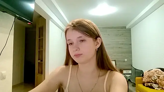 CecilleSollors stripchat live cam model