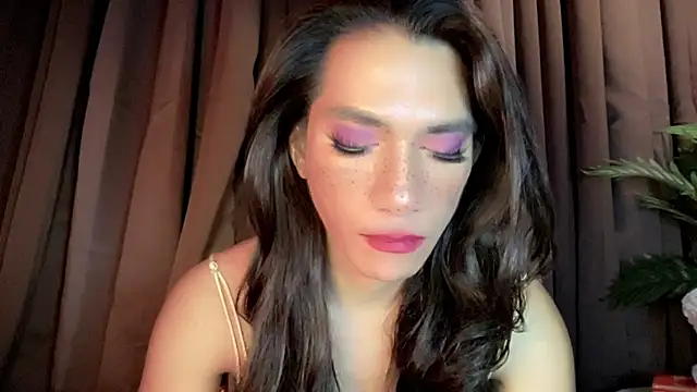 BaffledLensman stripchat live cam model