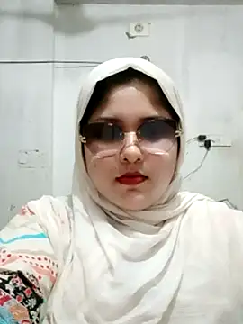 Nusrat-N stripchat live cam model