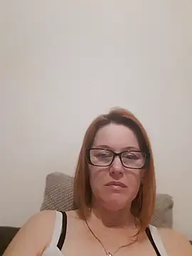 LanaOlbenst stripchat live cam model