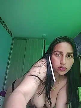 LunaRouuse_ stripchat live cam model
