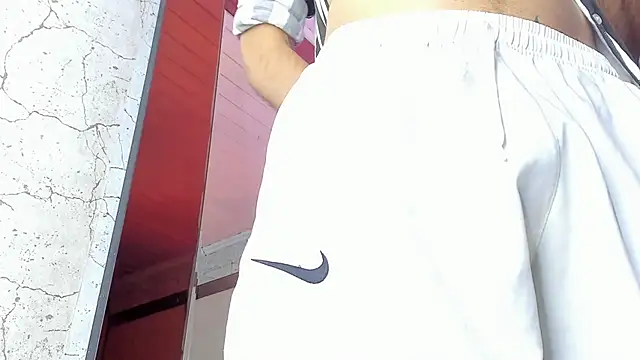 Daniel_huge22 stripchat live cam model