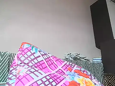 bambolino1978 stripchat live cam model