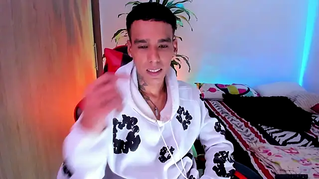 Damianwhite stripchat live cam model