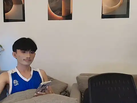 twink_pinoy stripchat live cam model