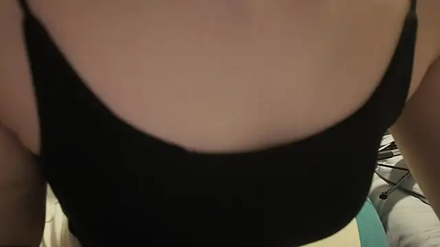kind696 stripchat live cam model
