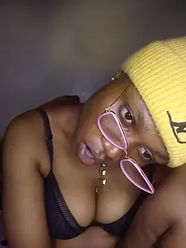 Sweetelisa002 stripchat live cam model
