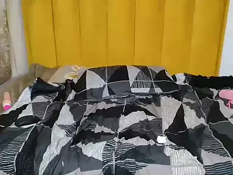 DarkDinderXXX stripchat live cam model
