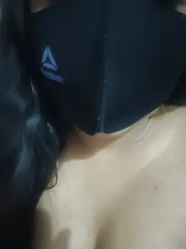 Noghtygirl stripchat live cam model