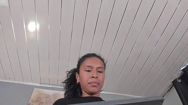 samantha_duart3 stripchat live cam model