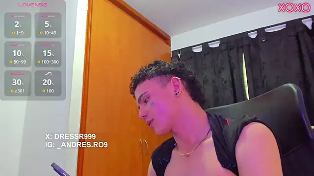 sebascuterouss stripchat live cam model