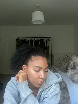 Amelify stripchat live cam model