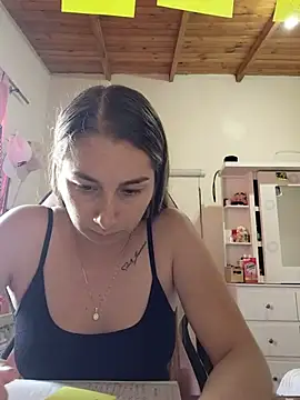 Lipzzy_sun20 stripchat live cam model
