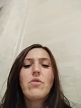 SweetyMommy77 stripchat live cam model