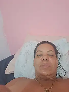 jessbombom stripchat live cam model