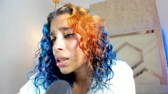 Criisstal_Raveen stripchat live cam model