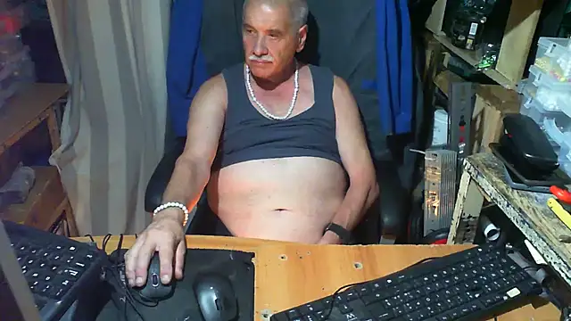 nonnomaturobisex stripchat live cam model