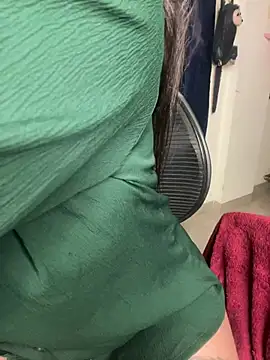 your_nottysunny stripchat live cam model