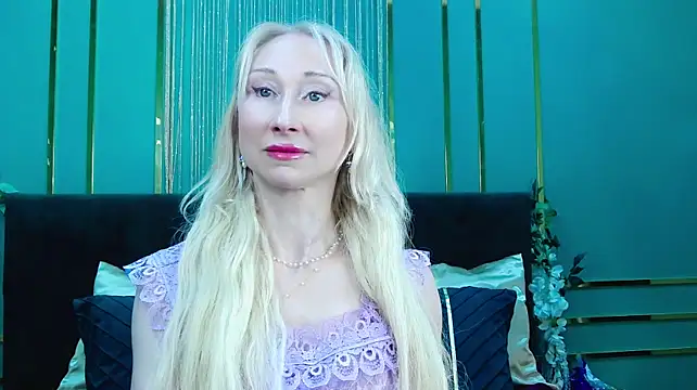 KissDreamm stripchat live cam model