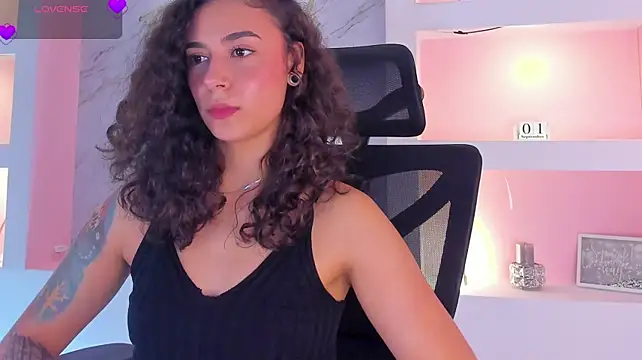 AliceStevens1_ stripchat live cam model