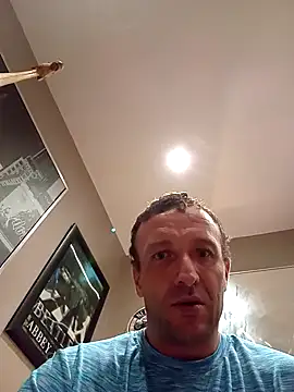 Tony88hgh stripchat live cam model