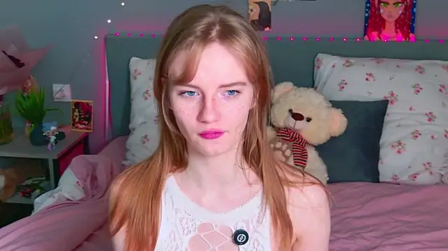 ElfieWhite stripchat live cam model