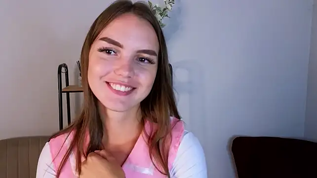 Nicole_Keller stripchat live cam model