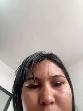 gatitaki stripchat live cam model
