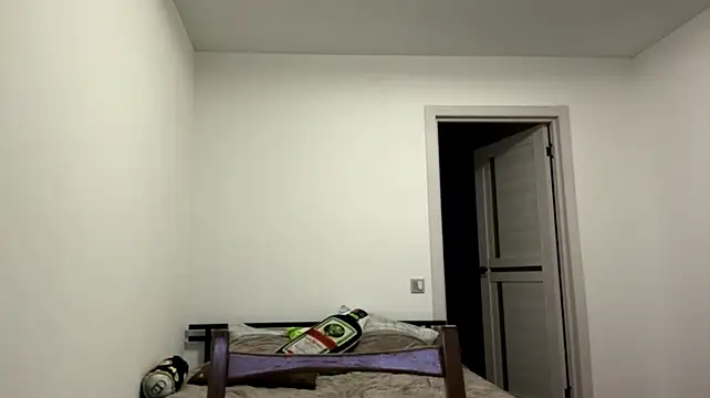 AudreaSaucer stripchat live cam model