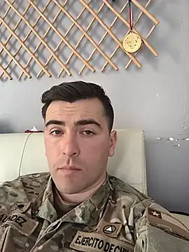 infantryman_soldier stripchat live cam model