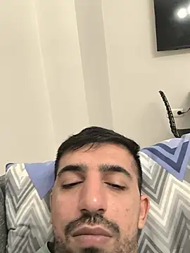 Bayykuss stripchat live cam model